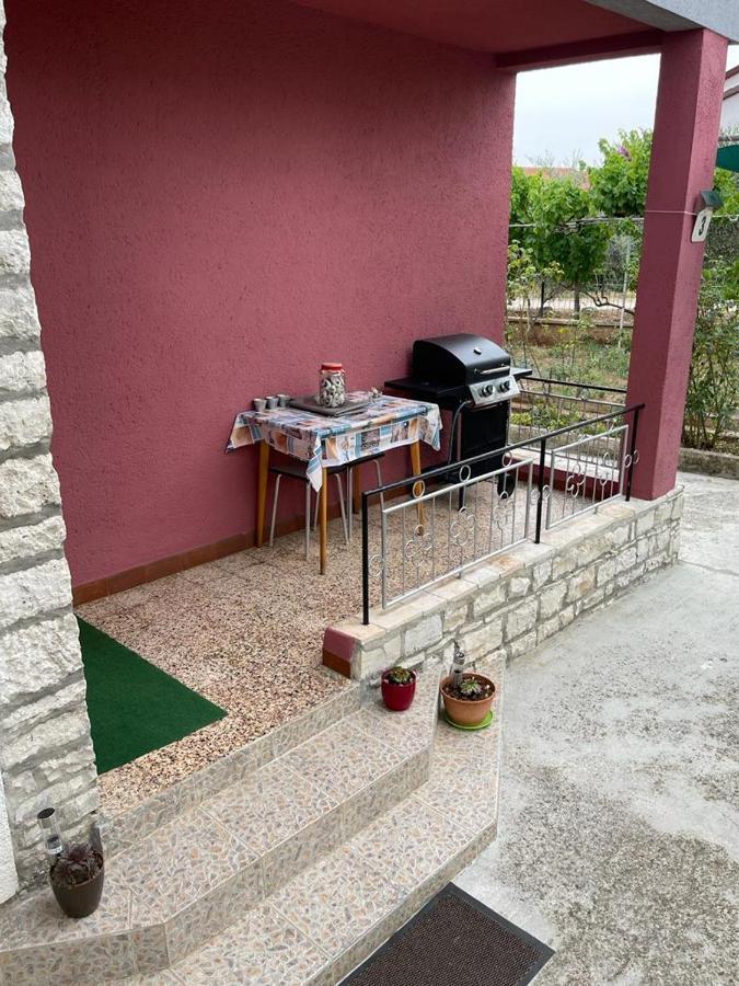 דירות PUY Apartman Pcelica מראה חיצוני תמונה