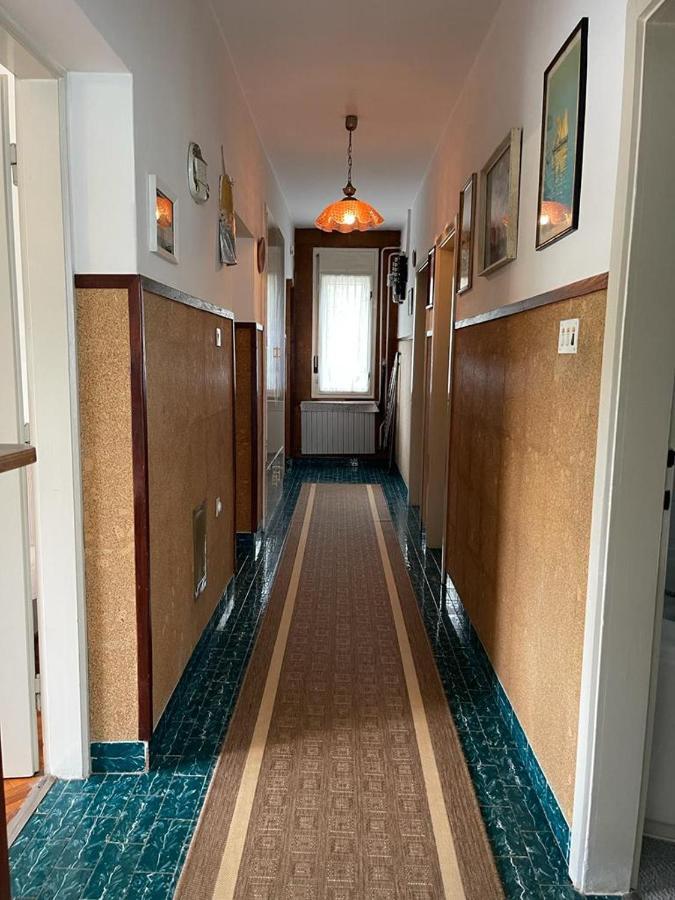 דירות PUY Apartman Pcelica מראה חיצוני תמונה